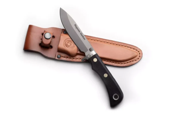 Knives of Alaska Magnum Alaskan knife with Suregrip handle and leather sheath