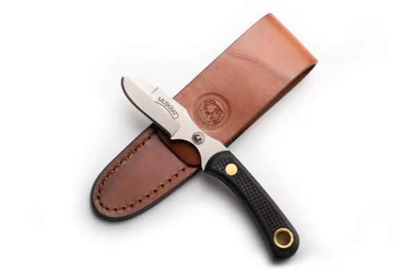 Knives of Alaska Muskrat knife with black Suregrip handle and leather sheath